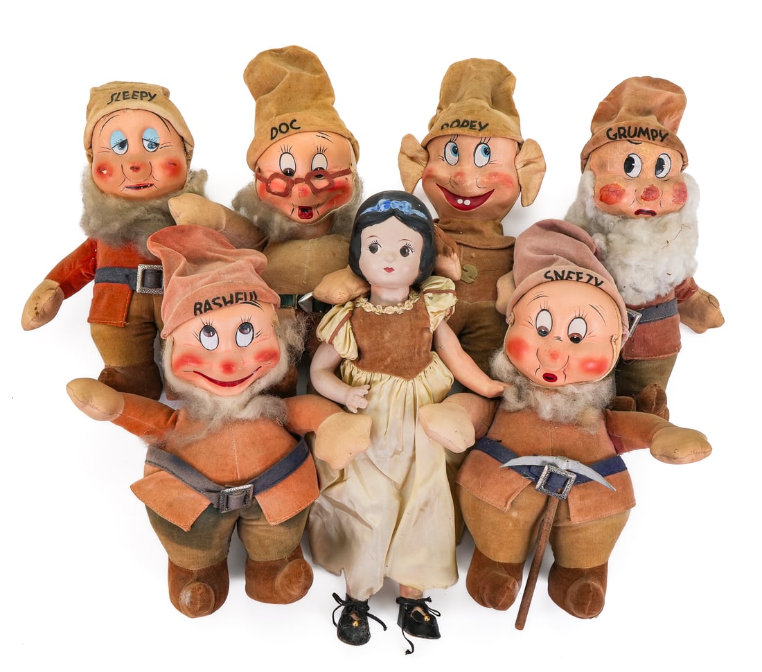 1938 Disney Knickerbocker Snow White & Seven Dwarves: 1938 Knickerbocker Walt Disney's Snow White and the Seven Dwarfs plush toy figures (7 pcs- one dwarf-Happy- missing), hts 11", composition Snow White ht 15"