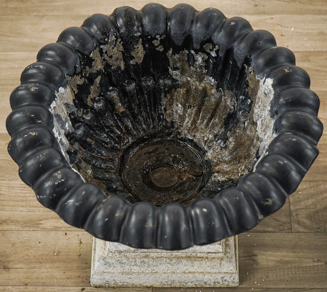 Rectangular Planters, Round Planters - 8