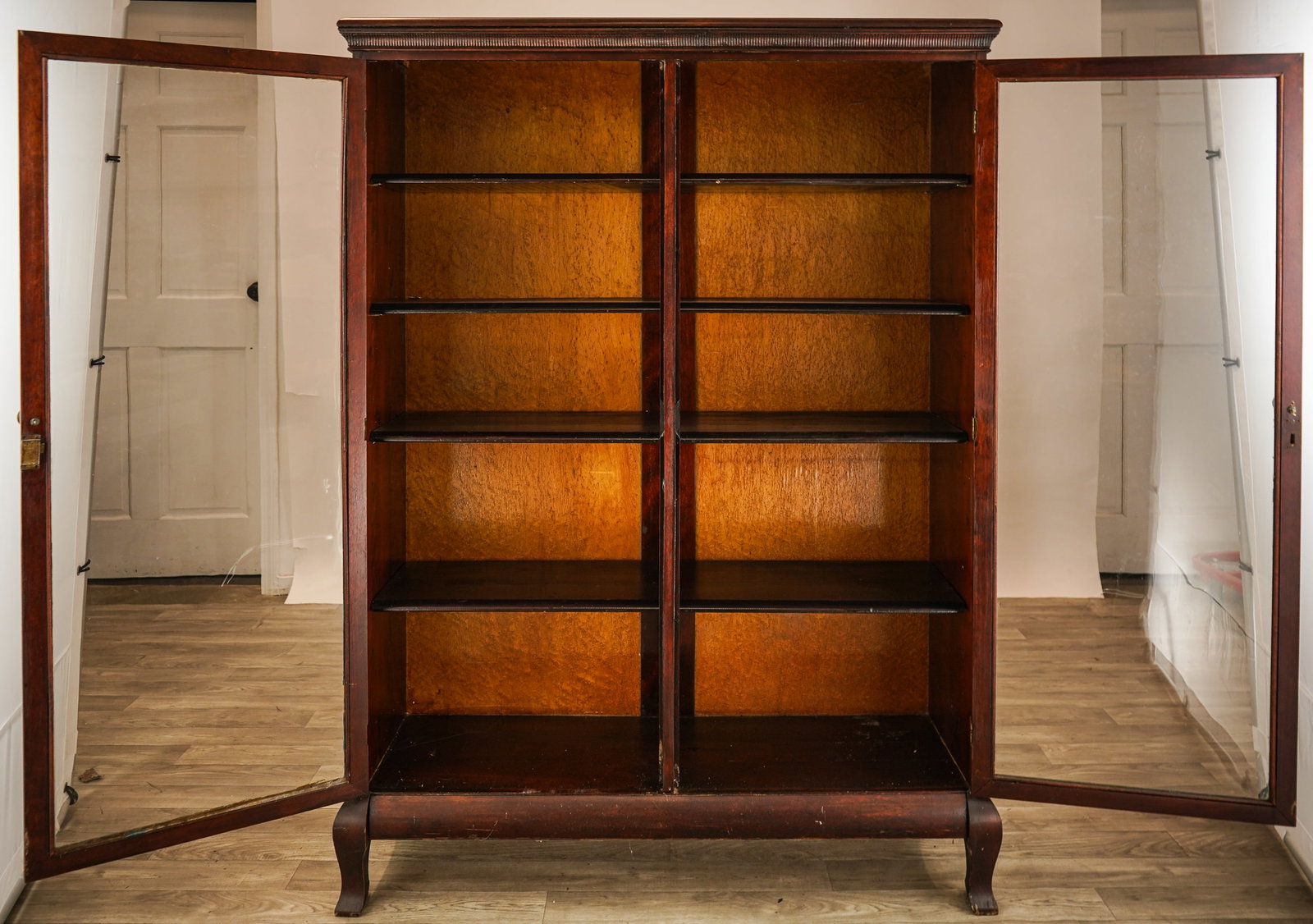 Early 20th c Double Door Bookcase - 4