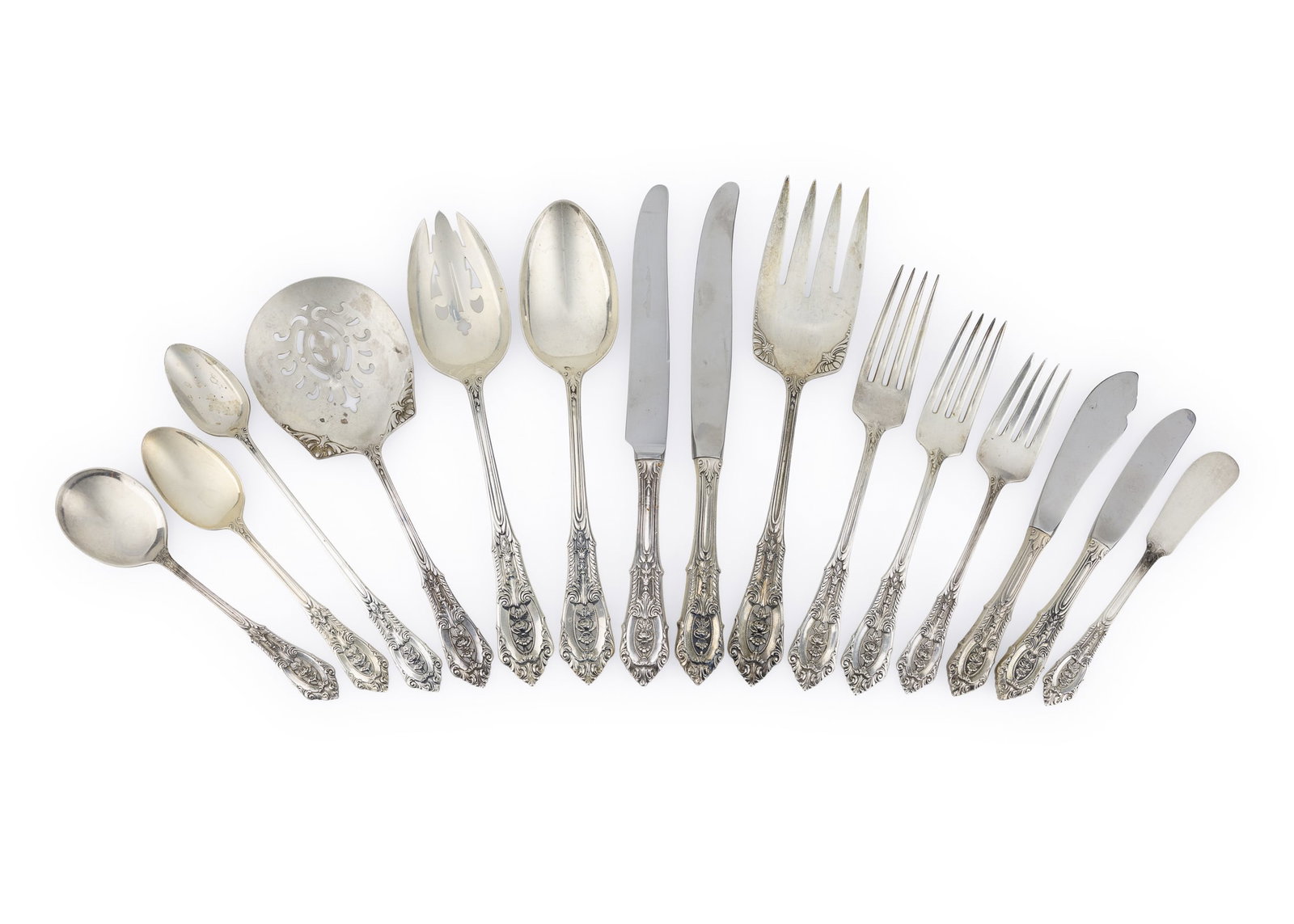 111 pcs. Wallace Rosepoint Sterling Flatware: 111 pcs. Wallace "Rosepoint" pattern ornate baroque motif sterling silver flatware including 2 large dinner forks, 17 dinner forks, 19 dessert forks, 20 teaspoons, 5 soup spoons, 9 iced tea spoons, 7 