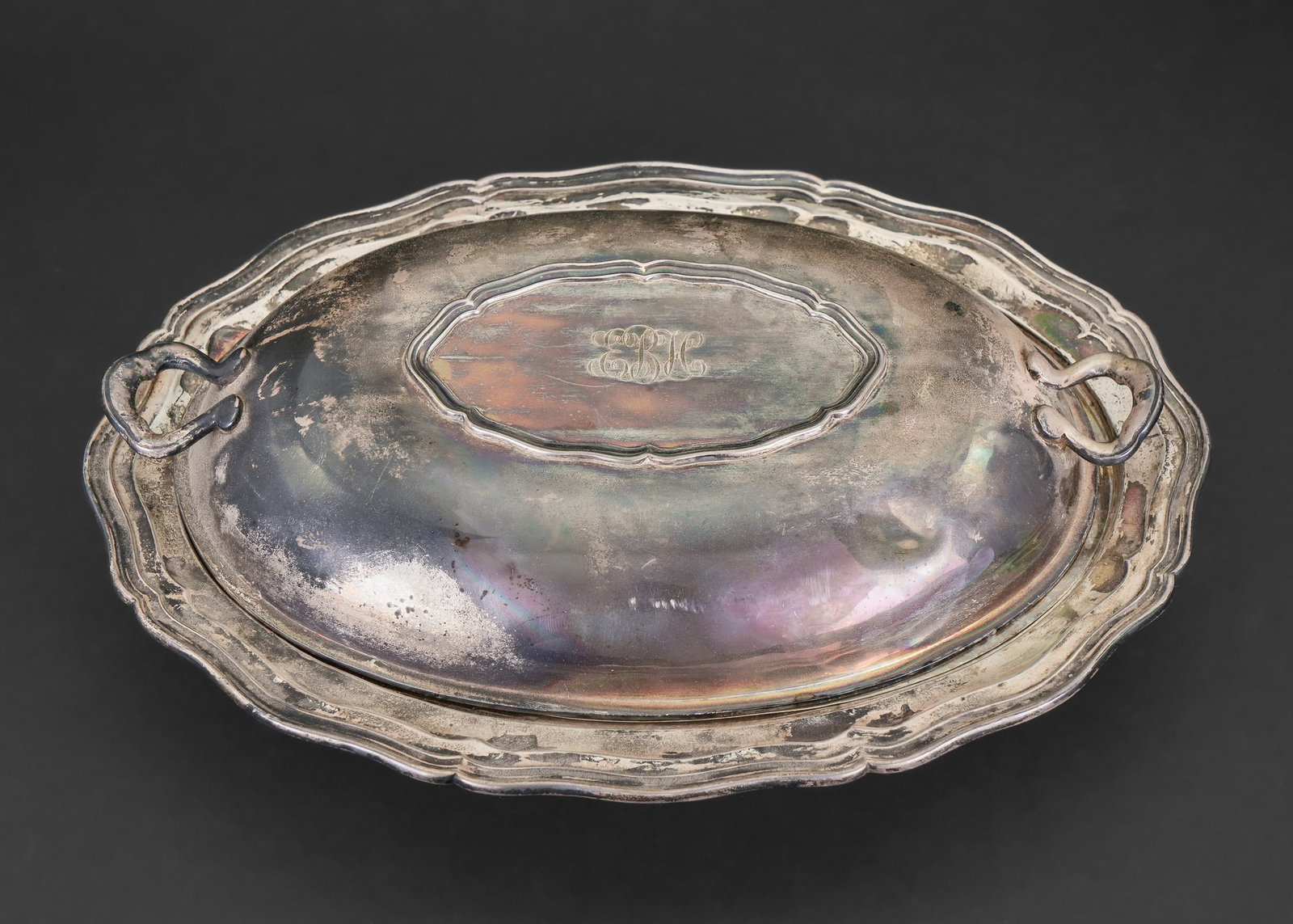 Peruvian Sterling Covered Vegetable Dish (1 of 1)