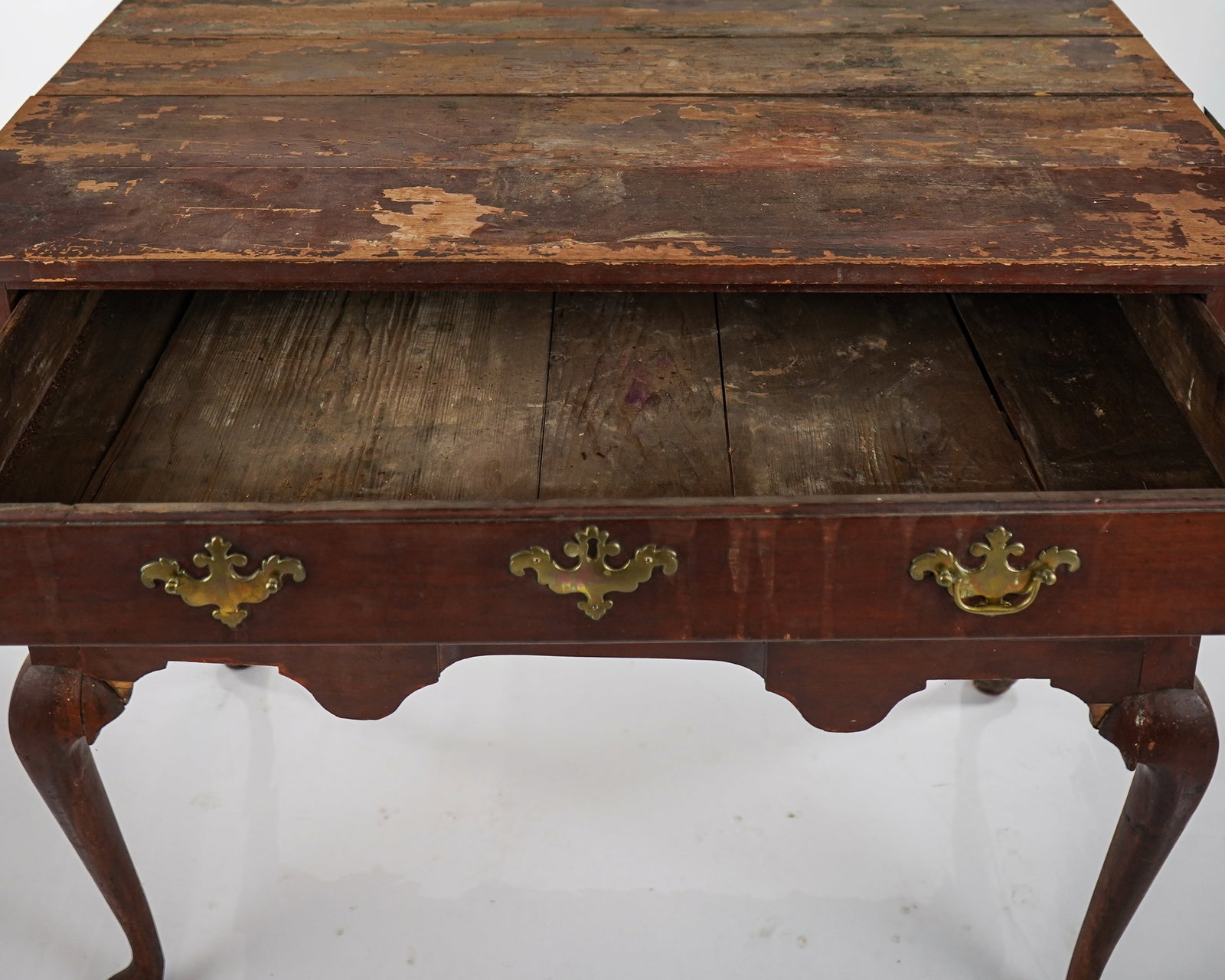 18th c Highboy Base with Carved Shell - 4