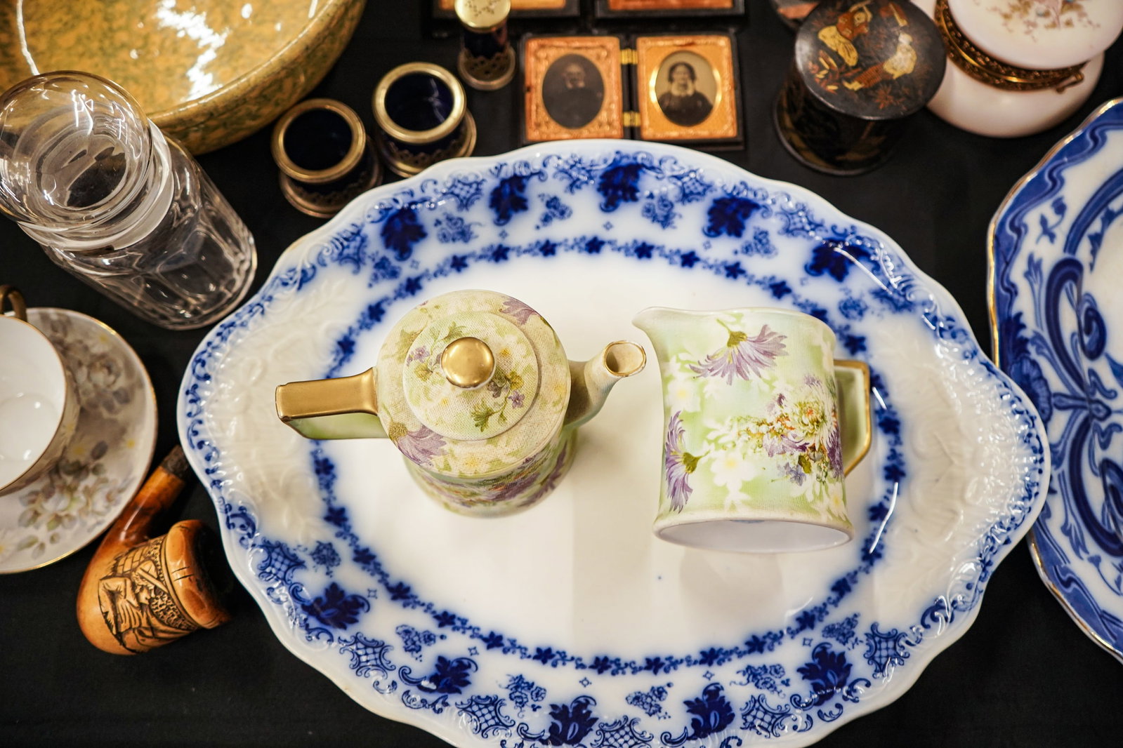 Tableware & Desk Items - 3