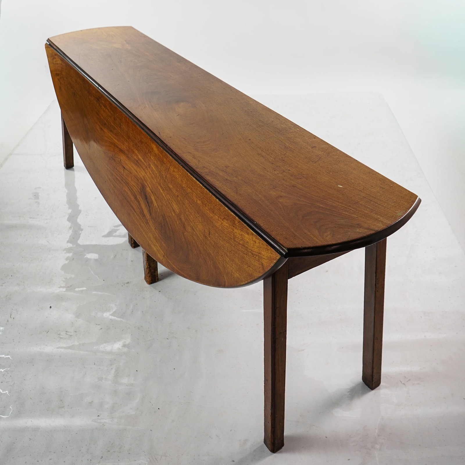 18th c Irish Walnut Wake Table - 2