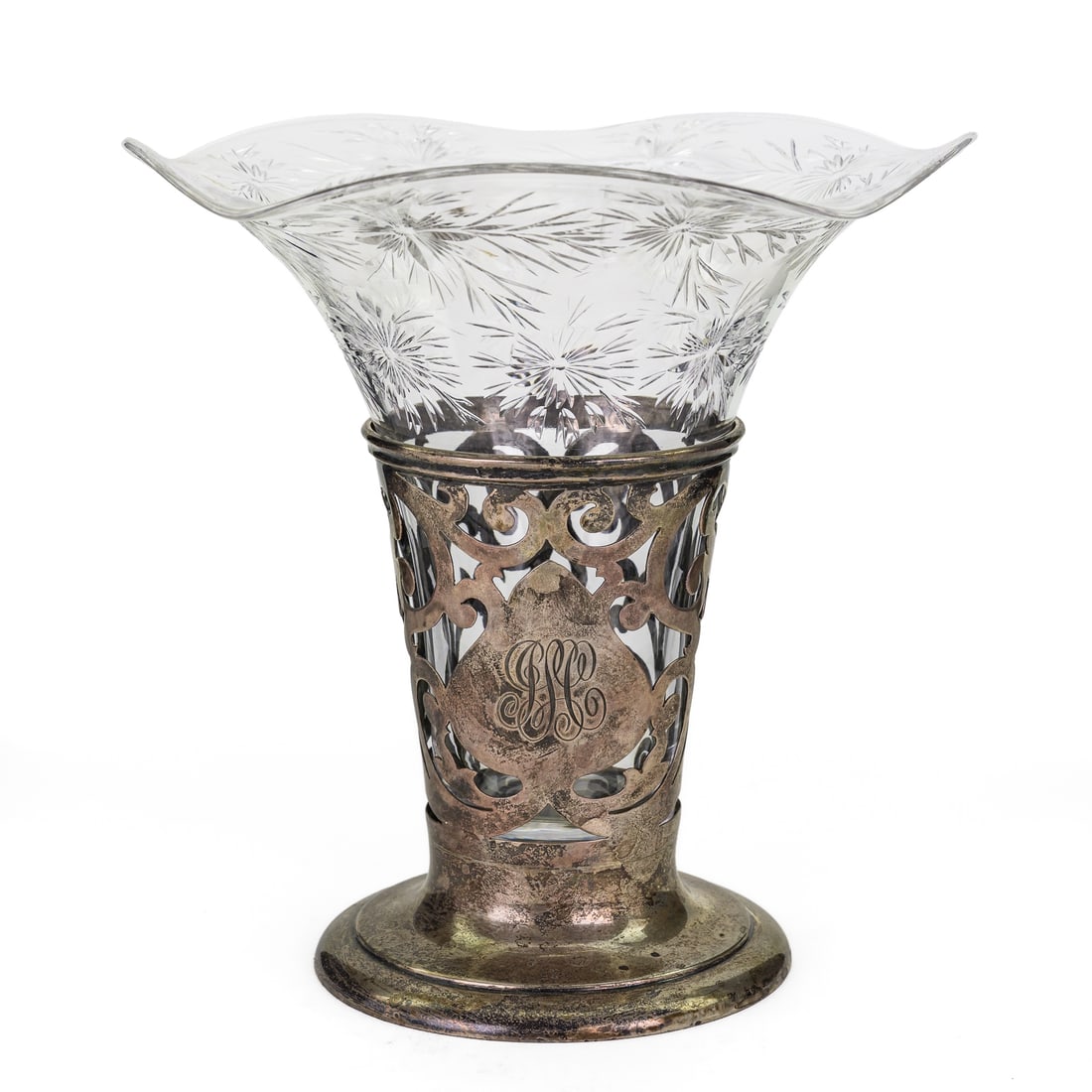 Watson Sterling Trumpet Vase with Glass Liner: ca. 1910 Watson Edwardian era sterling silver reticulated trumpet vase having delicate wheel engraved brilliant cut glass liner, possibly by Libbey or Hawkes 7" x 7" 4.3 ozt.