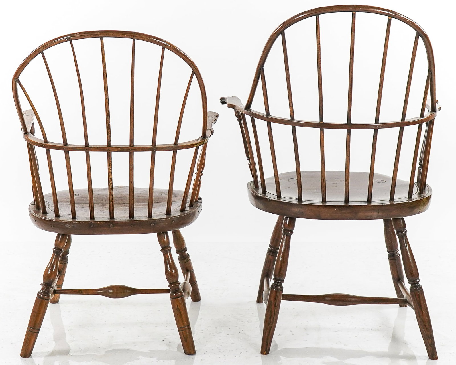 Two 18th c Barrel back Windsor Chairs - 4