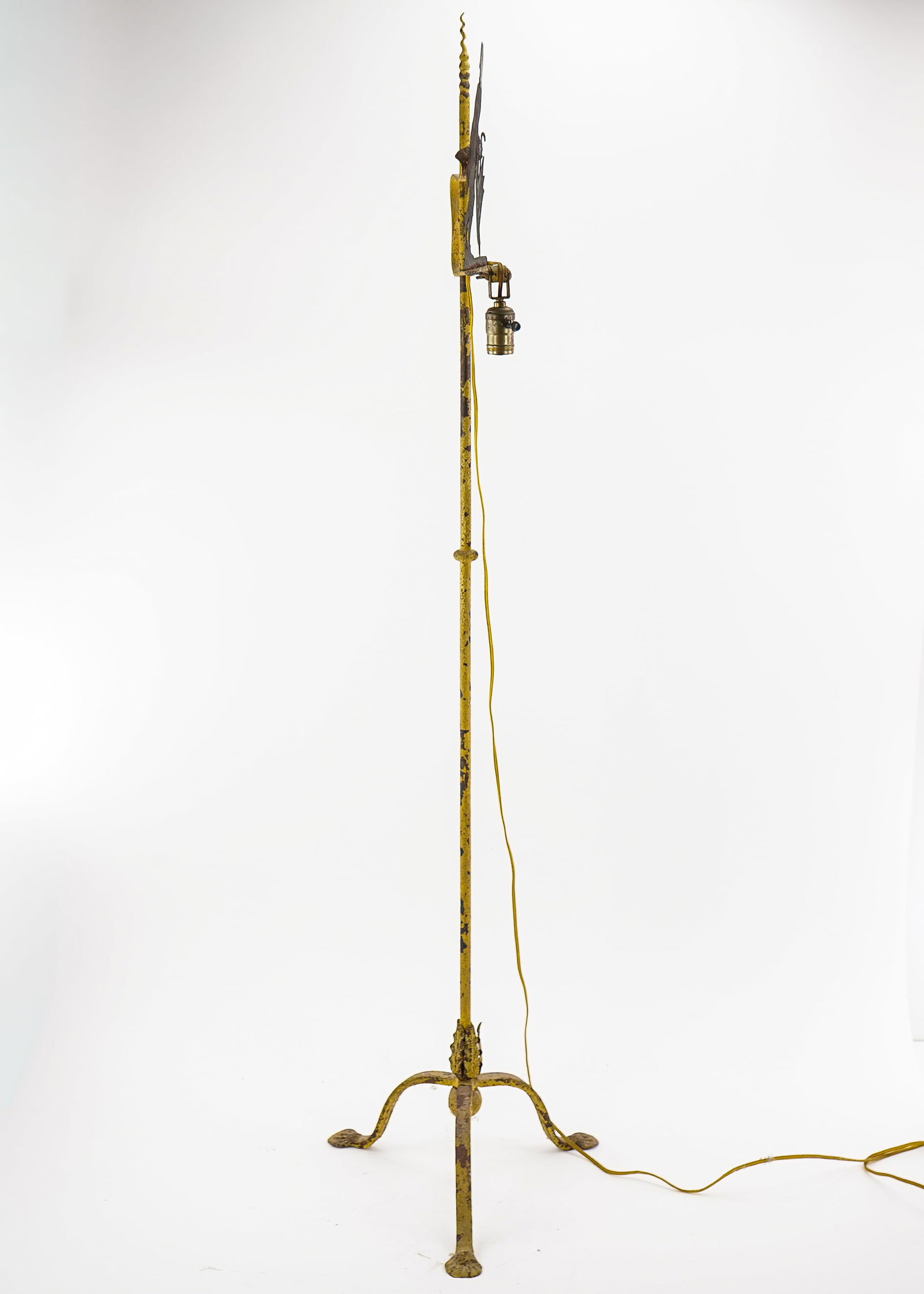 Silhouette Man Bridge Lamp - 6