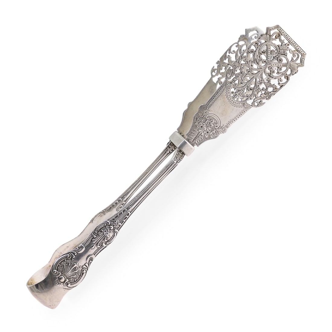 1896 London Sterling Asparagus Tongs: Pair of 1896 Gold and Silversmiths Company LTD London sterling silver asparagus serving tongs having Georgian shell decoration and finely hand chased reticulated tines 1.5" x 9" 4.6 ozt.