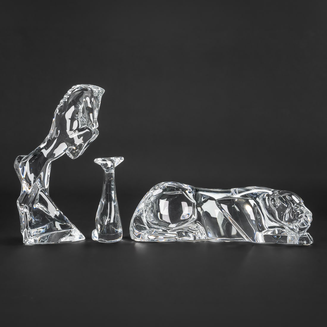 3 Baccarat Crystal Animal Figures: Group of 3 Baccarat French crystal art glass figures including panther, cat, and horse (has significant chip to one ear) 5", 9", 10"