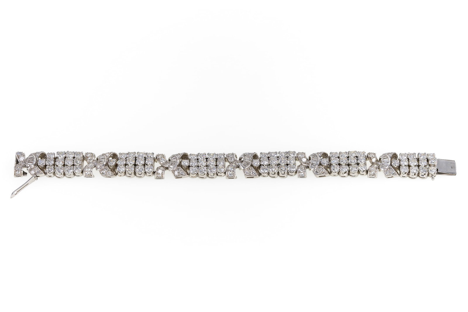 Edwardian 17 + Carat Dodd & Son London Platinum & Diamond Bracelet - 3