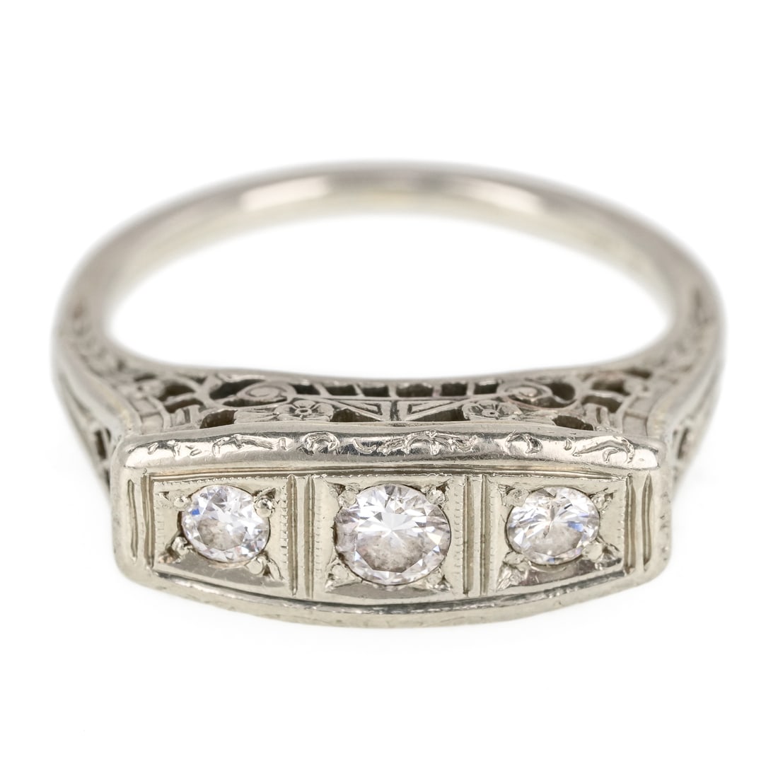 Art Deco 18k 3 Stone Diamond Ring - 2