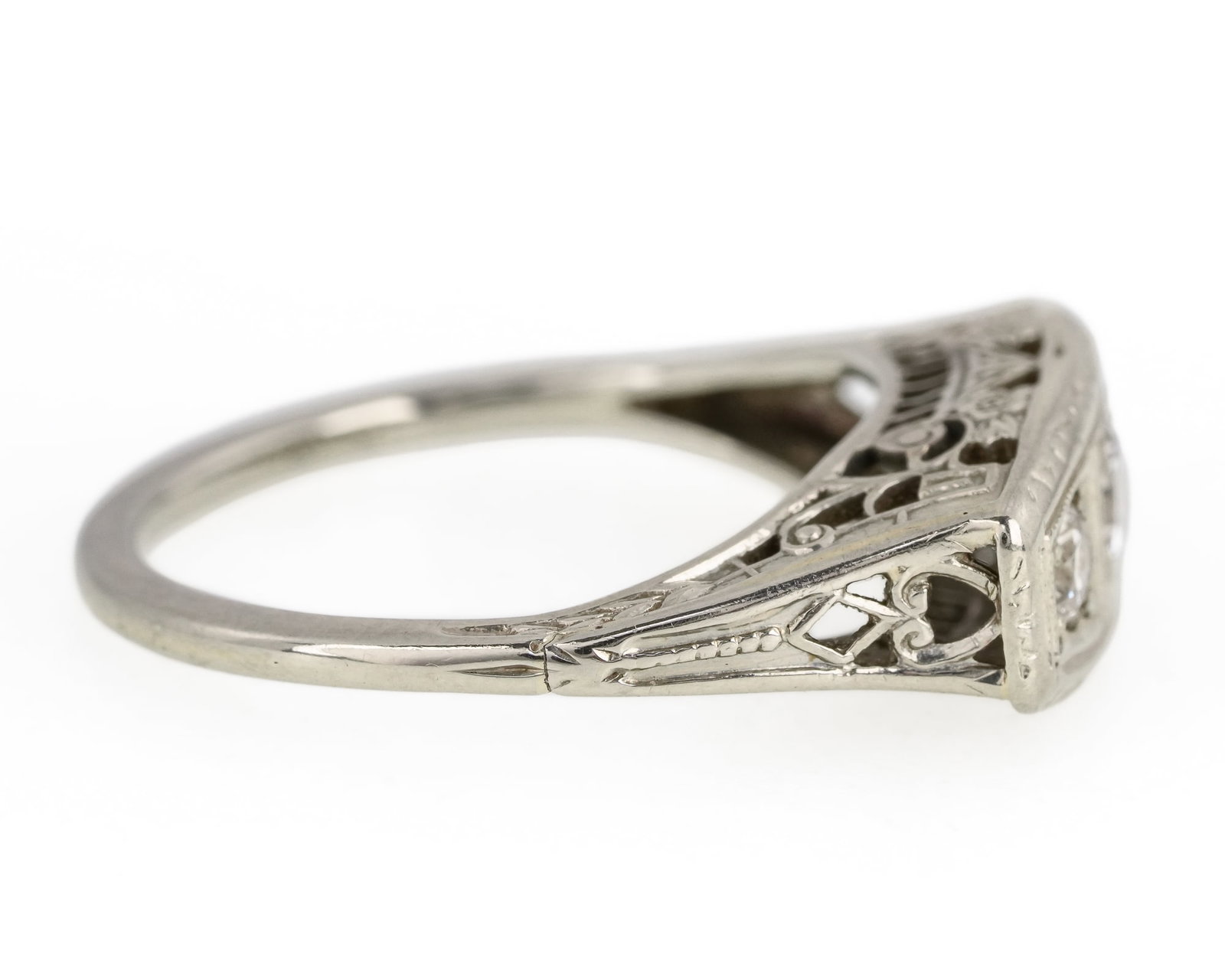 Art Deco 18k 3 Stone Diamond Ring - 6