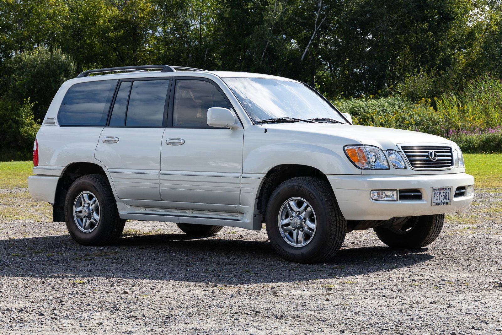 2001 Lexus LX470 V8 SUV: 2001 Lexus LX470 V8 SUV, 51,510 miles, impeccably maintained, with southern registration, automatic, a/c, interior wood grain trim, clean, no rust