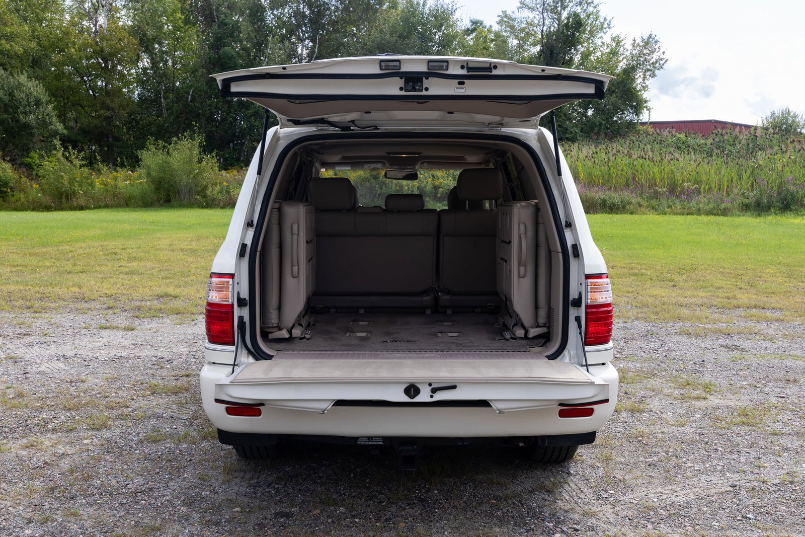 2001 Lexus LX470 V8 SUV - 7