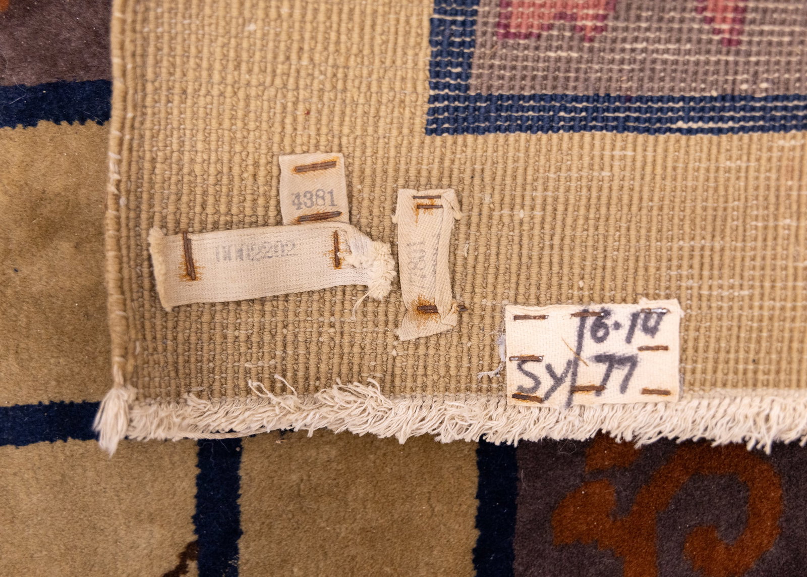 Mid 20th c Chinese Main Carpet - 6