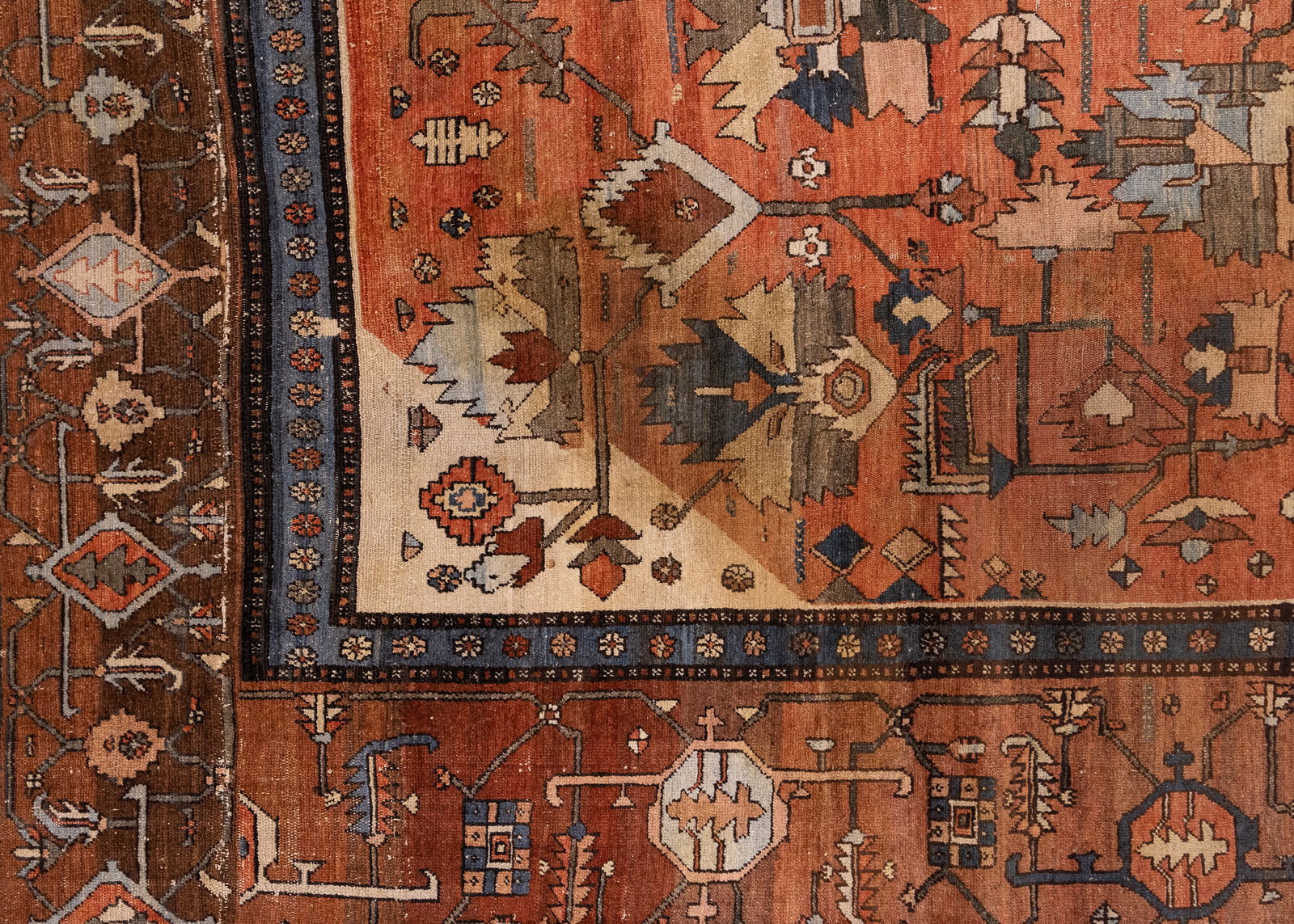 19th c Serapi Palace Carpet - 6