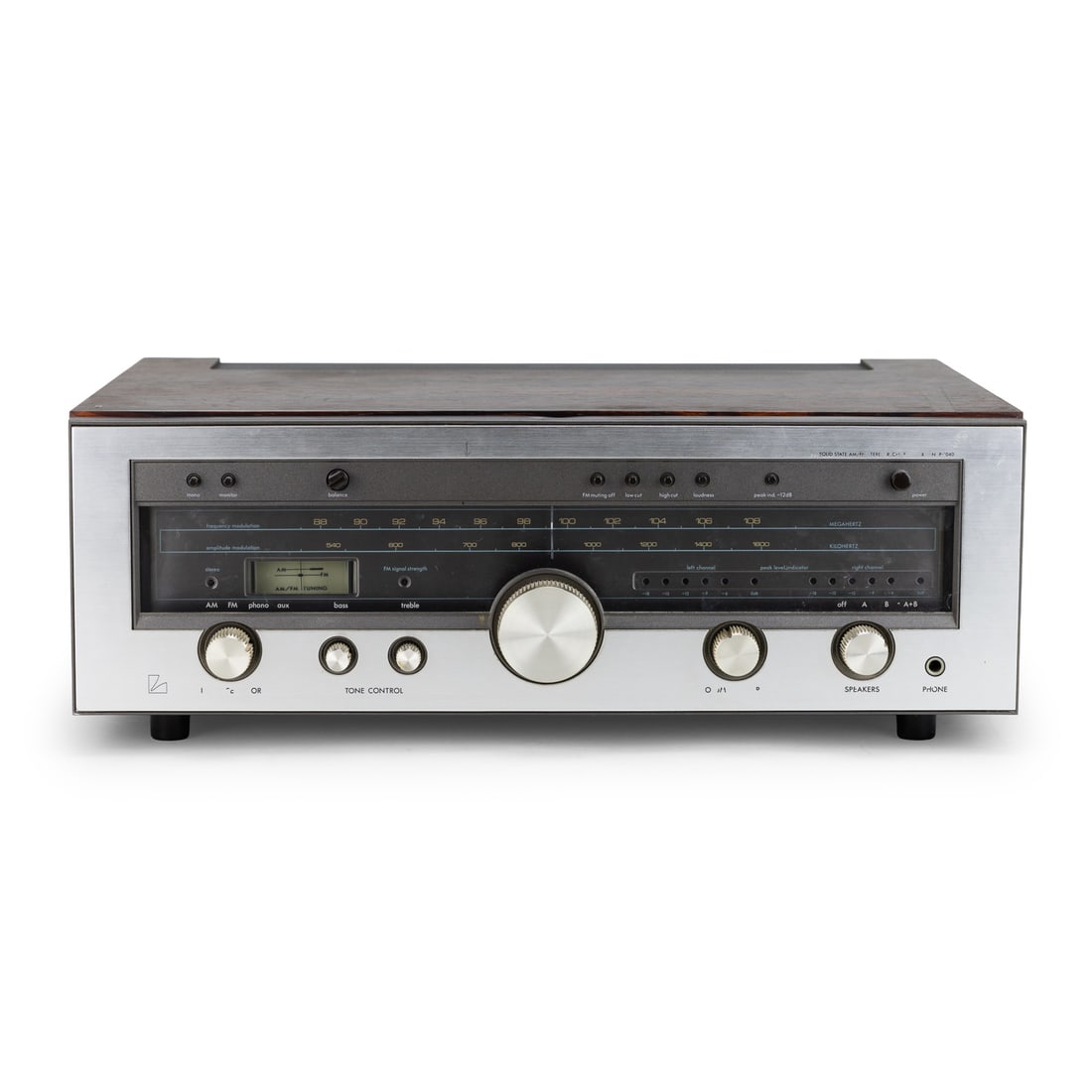 Luxman R-1040 Receiver (1 of 6)