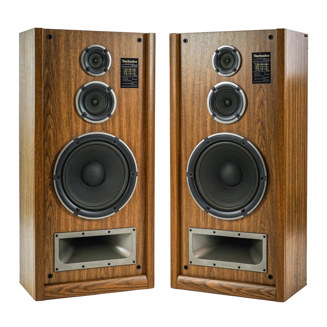 Technics SB 2845 Floor Speakers: Technics SB 2845 Floor Speakers - Untested 8 ohms 37.5 x 18 x10"