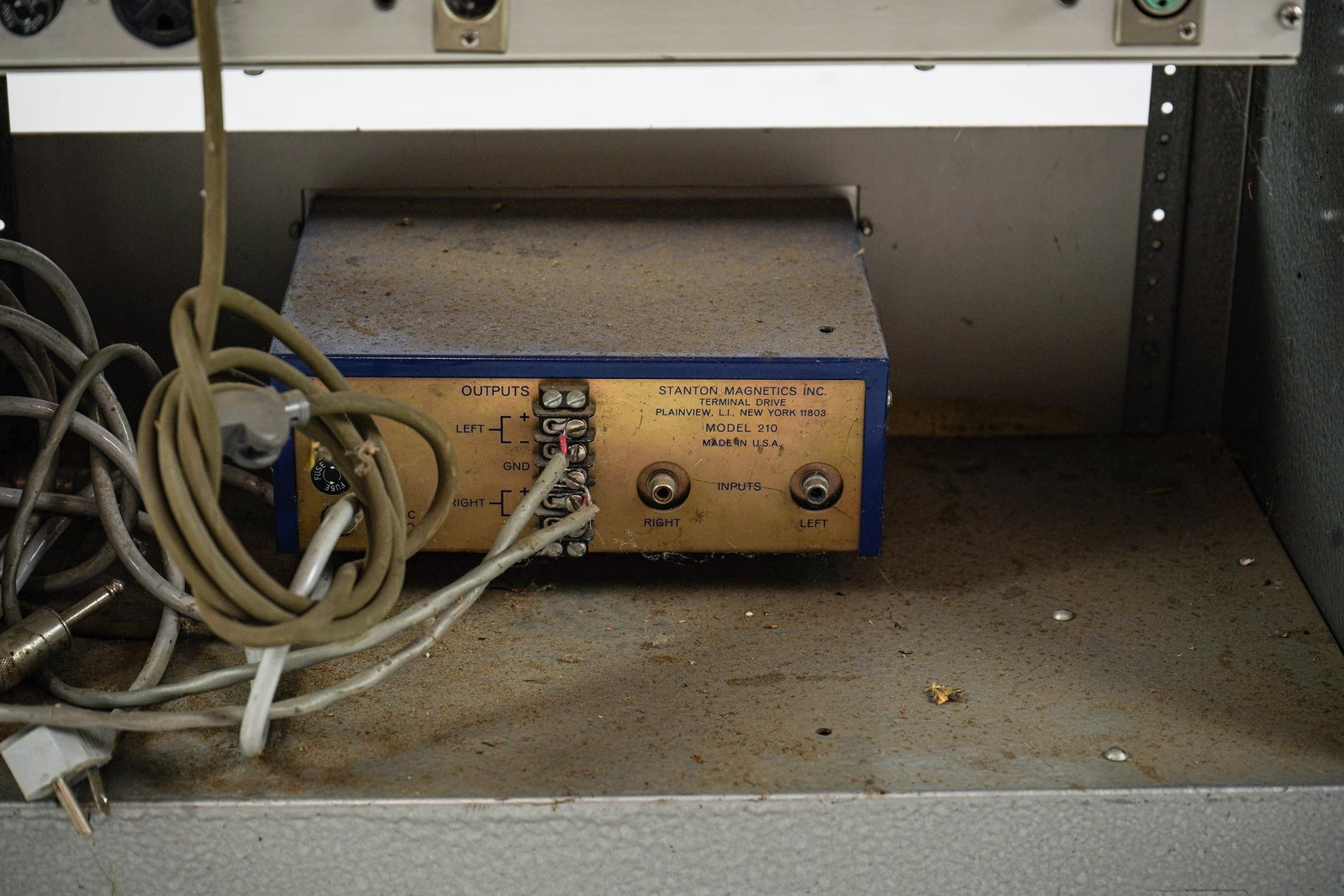 Recording Rack Setup- Noise Suppressors - 8