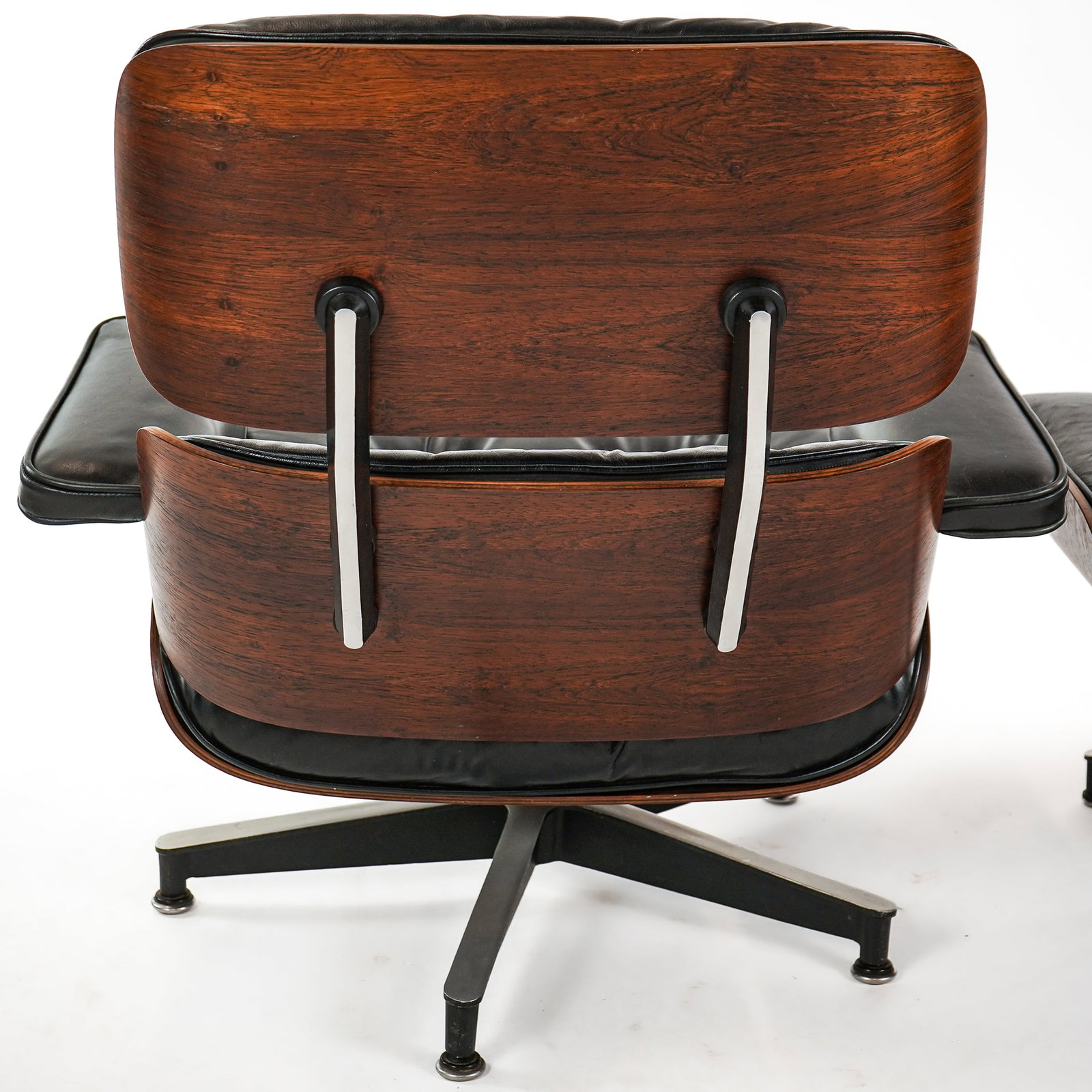 Herman Miller Eames Lounge and Footstool - 6
