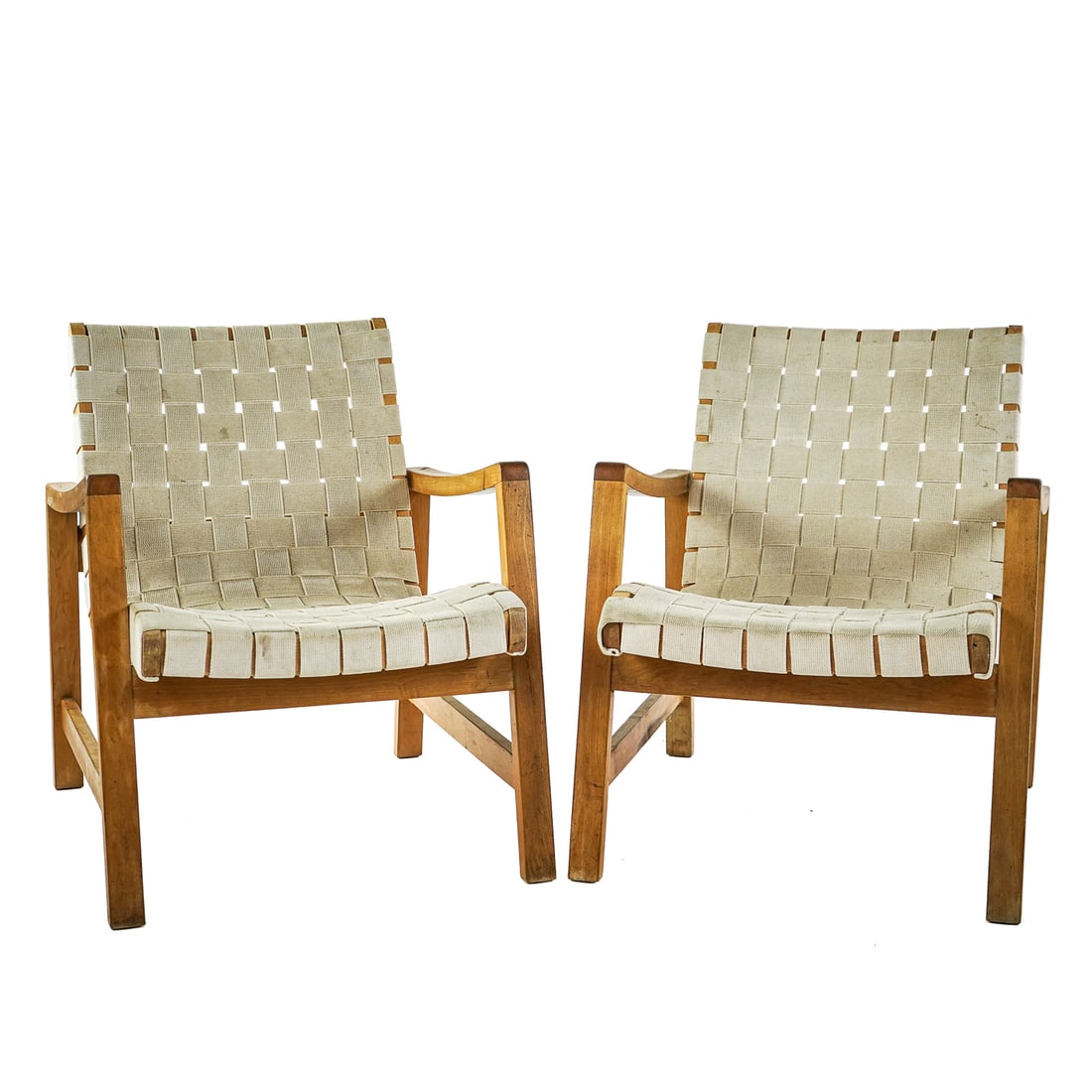 Pair of Jens Risom for Knoll Lounge Chairs: Pair of Jens Risom For Knoll Lounge Chairs maple with web seats- 29 x 26 x 24" 16" to seat