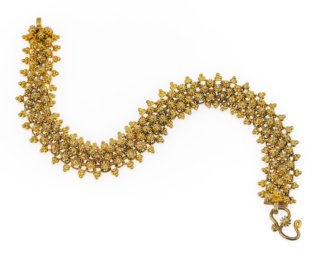 Ca. 1900 Gold Bead Edge Set - 4