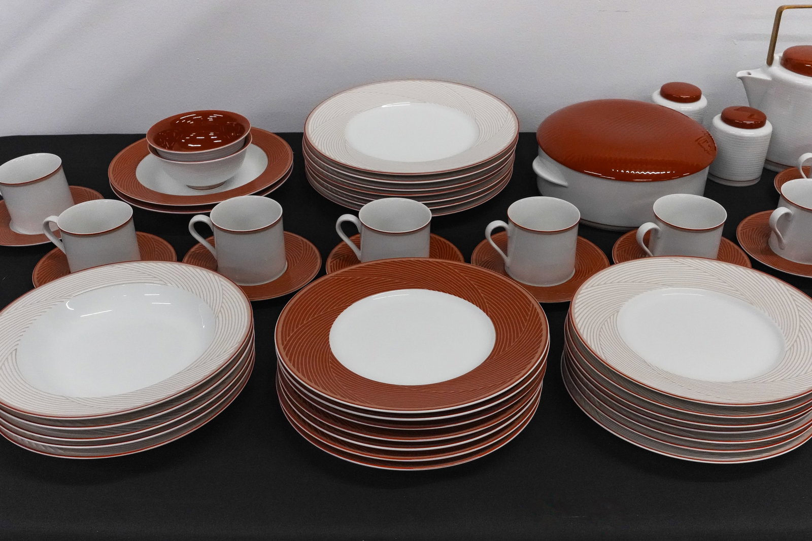 93 pc Dansk Tapestries China Set - 4