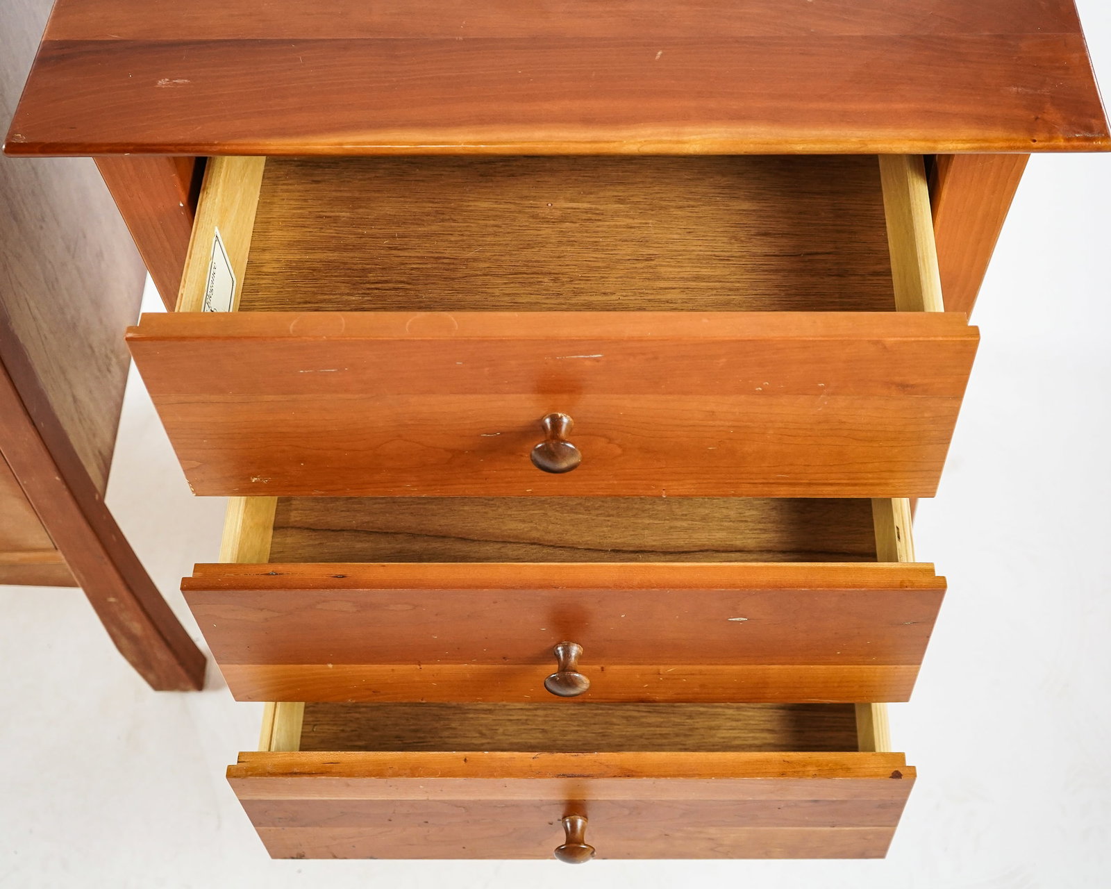 Thor's Elegance VT Cherry Bedside Tables - 4