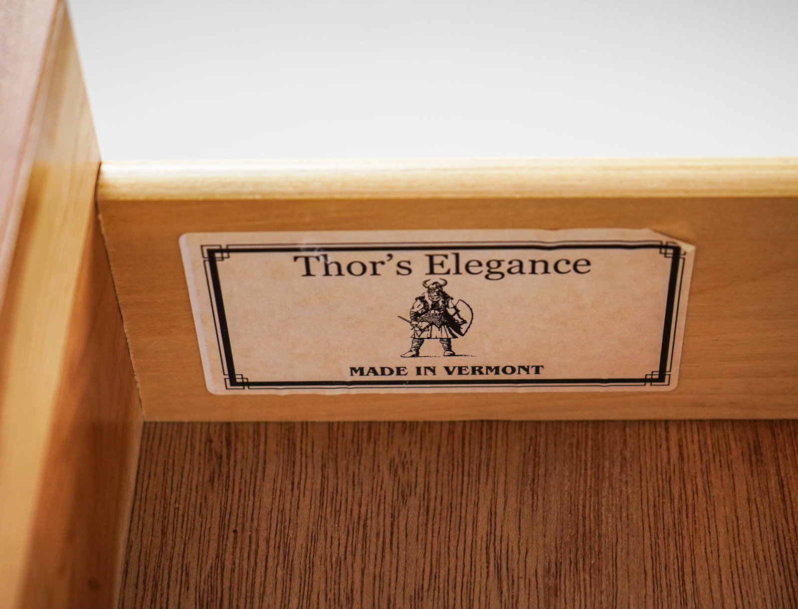 Thor's Elegance VT Cherry Bedside Tables - 5
