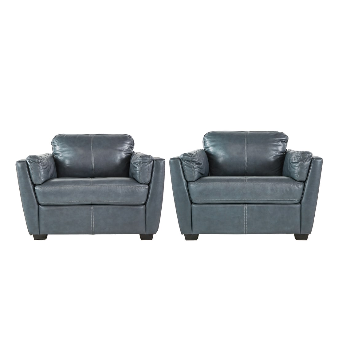 Pair of Palliser - Blue Leather Club Chair: Pair of Blue Leather Club chairs by Palliser in overall excellent condition 31 x 41 x 31" 16" to seat-
