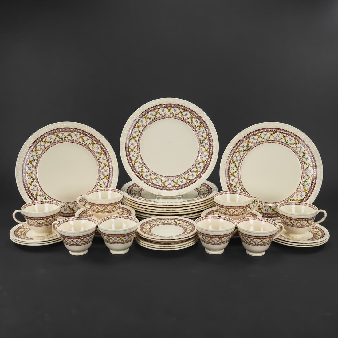 41 pcs. Spode Centurion Porcelain Dinnerware (1 of 1)