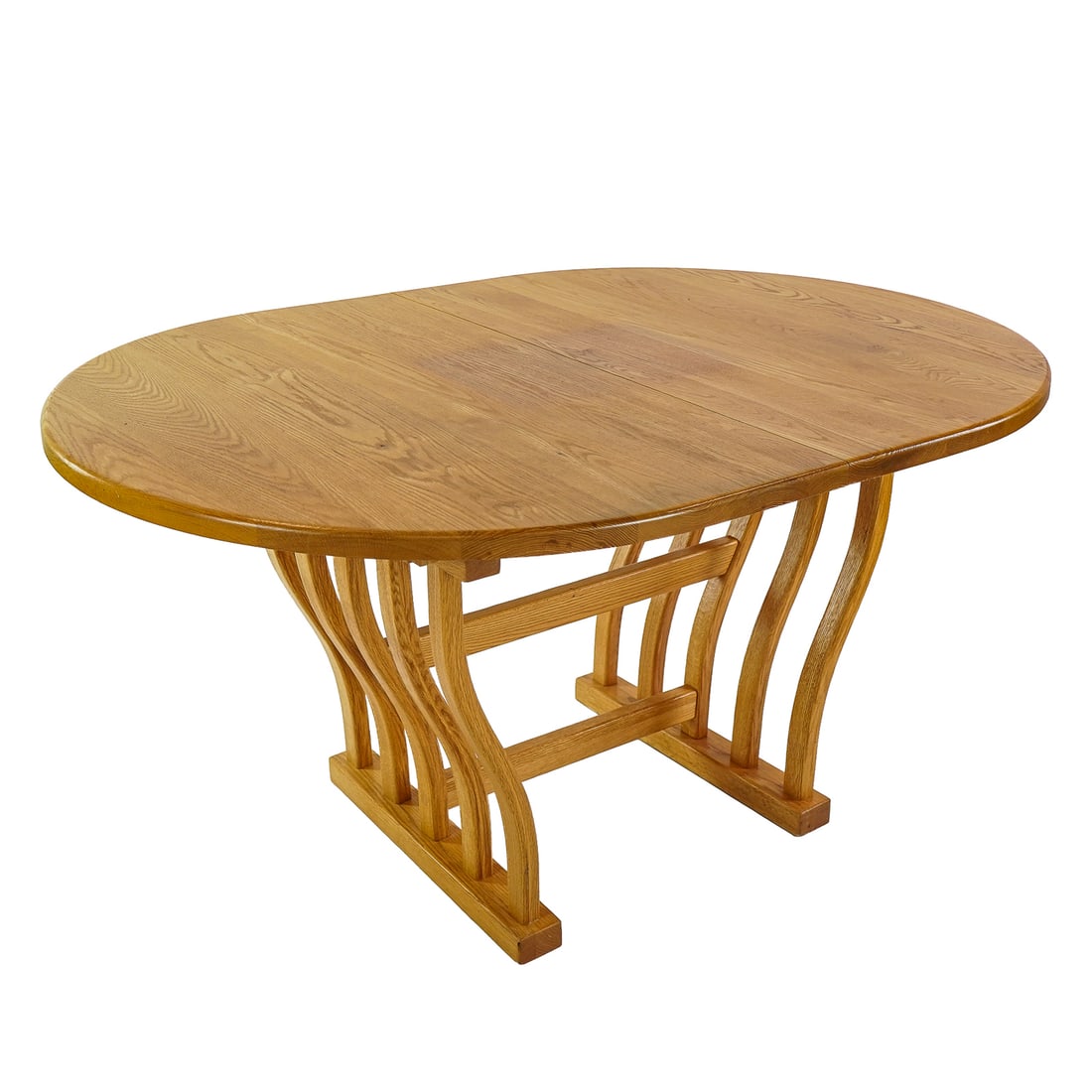 Lyndon Furniture Oak Dining Table (1 of 1)