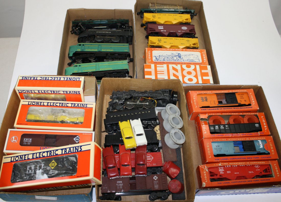Lionel O Gauge train engines & cars- 24 pcs plus some: Lionel O Gauge train engines & cars- 24 pcs plus some accessories