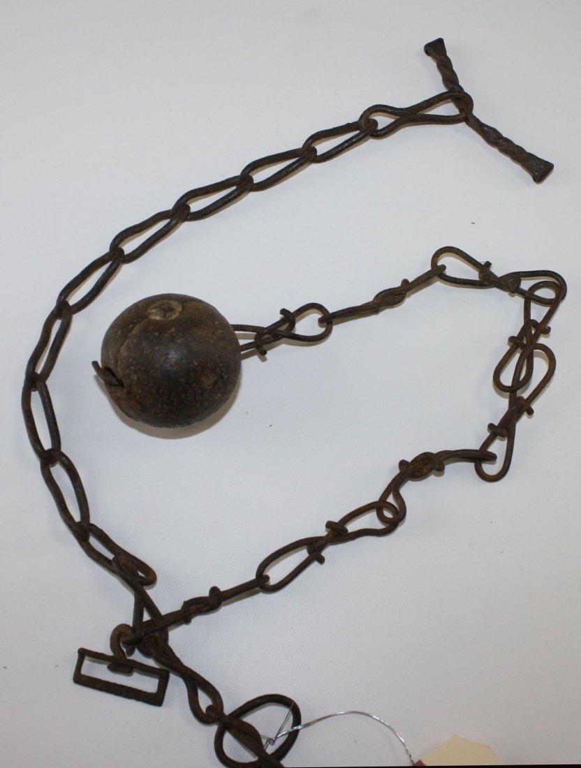 Civil War Naval chain-shot chain links & iron ball: Civil War Naval chain-shot chain links & iron ball