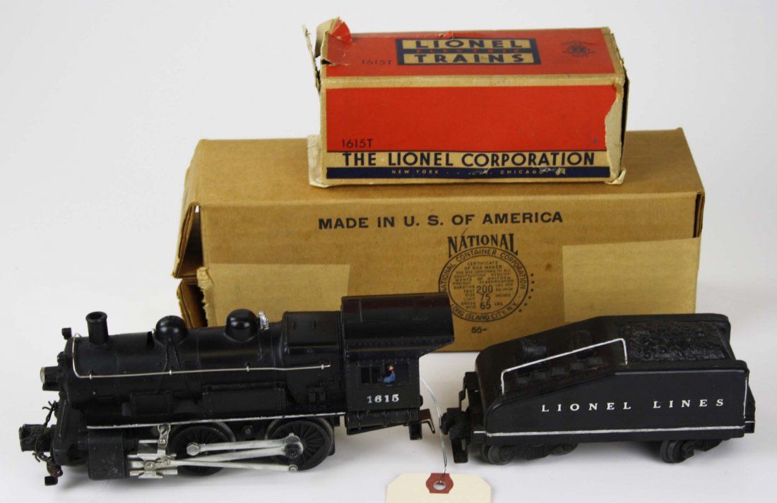 post war Lionel “O” gauge 1615 engine (w/ original box) (1 of 3)