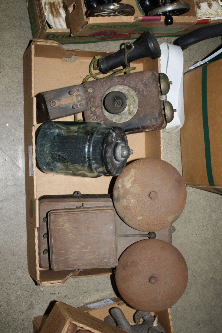 Western Electric Samson #2 battery jar w/ insert, oak (1 of 1)