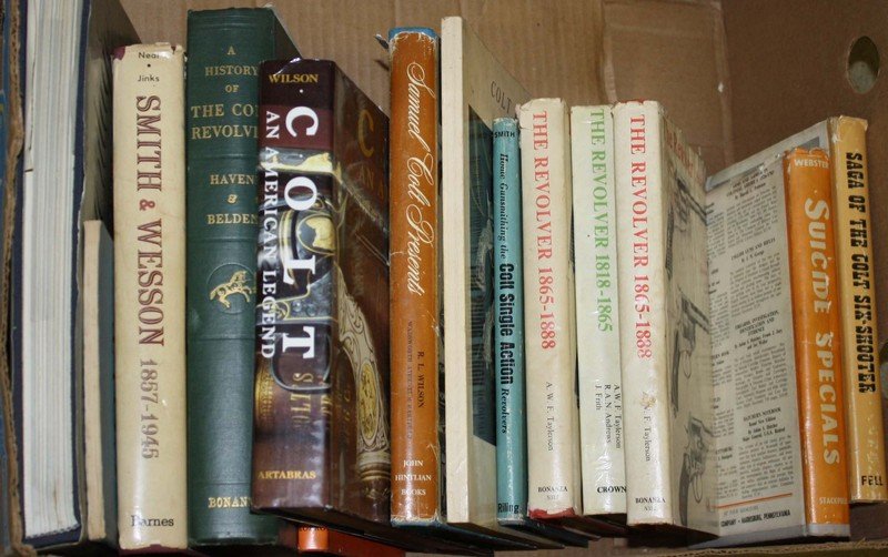 tweleve reference books on Revolvers especially Colt, (1 of 1)