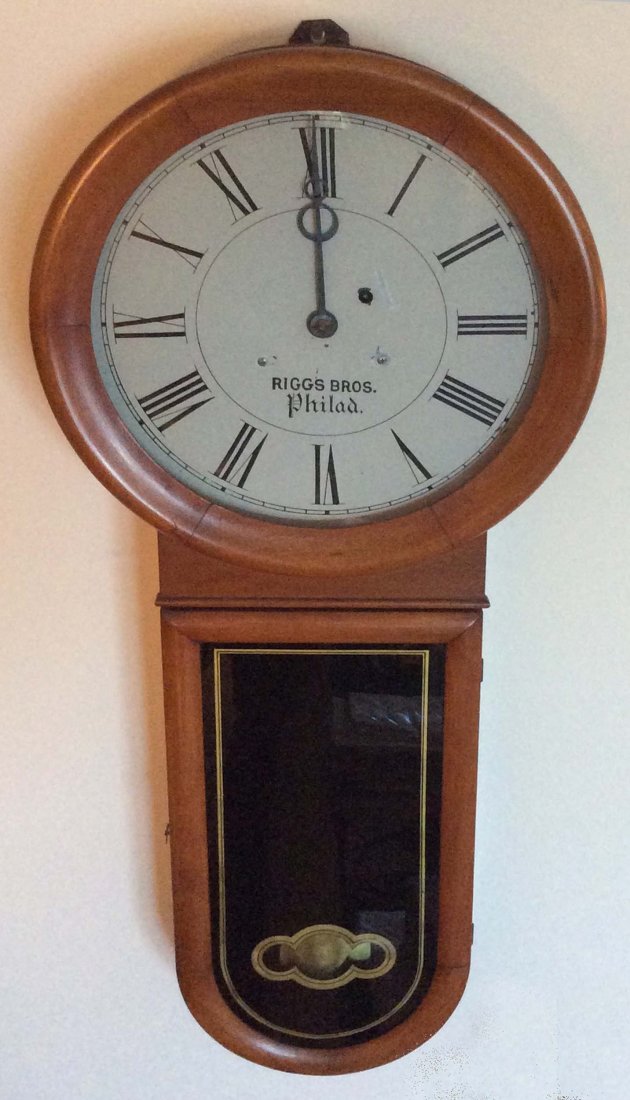 Riggs and Co. Philadelphia round bottom wall clock, (1 of 4)