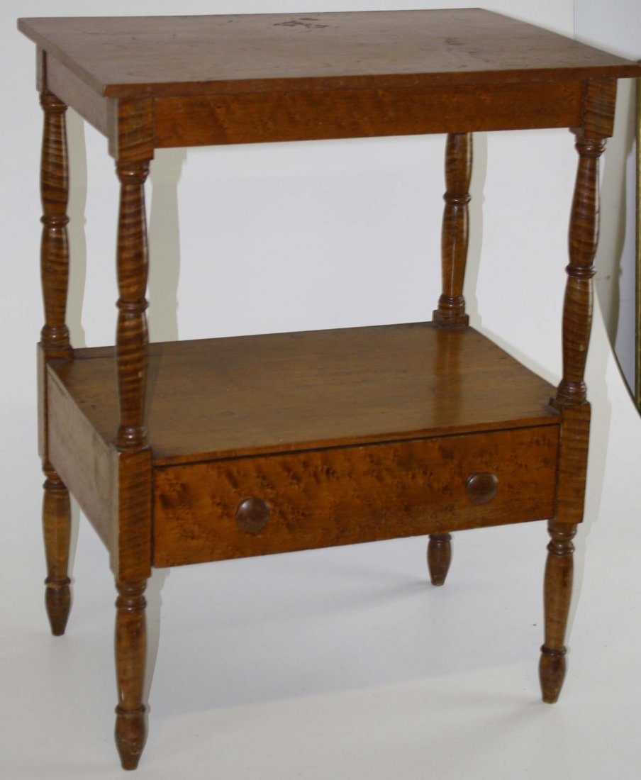 Sheraton curly maple one drawer wash stand. (1 of 1)