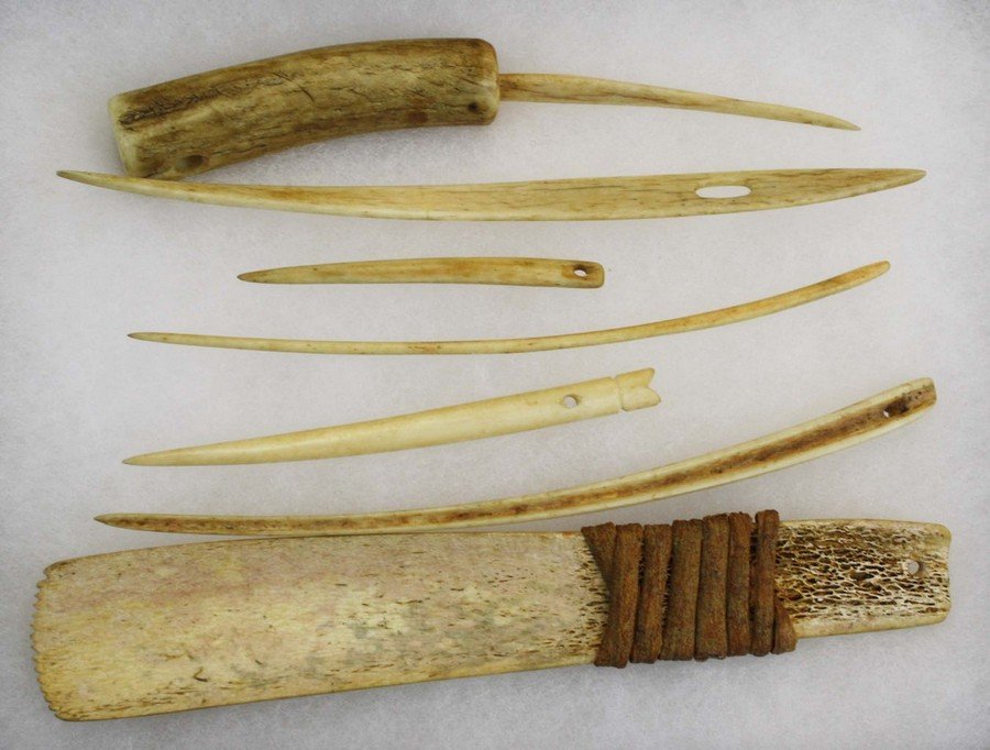 Inuit bone sewing kit, lengths up to 6.5”: Inuit bone sewing kit, lengths up to 6.5”