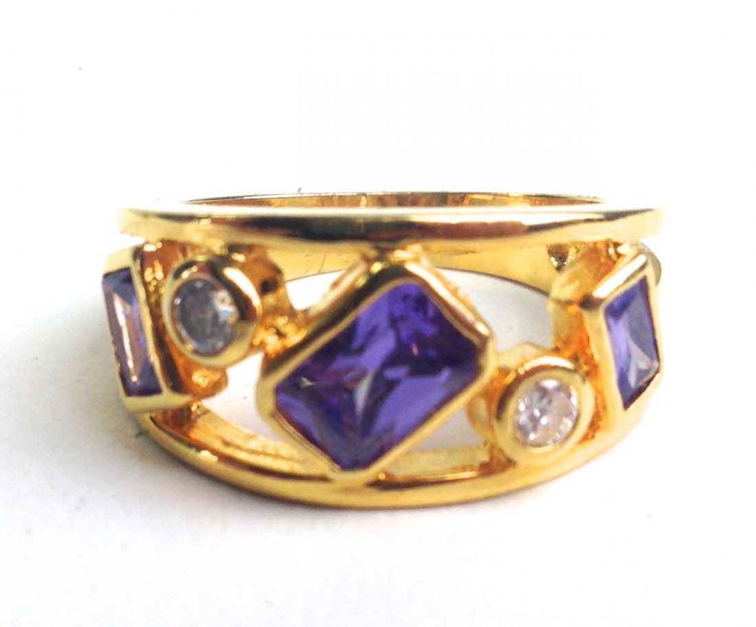 14k y.g. ring having 3 amethyst baguette cut stones and (1 of 2)