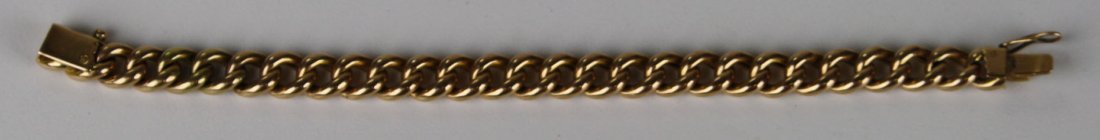 Marked 15 yellow gold chain bracelet 7" long. 19.1: Marked 15 yellow gold chain bracelet 7" long. 19.1 grams.