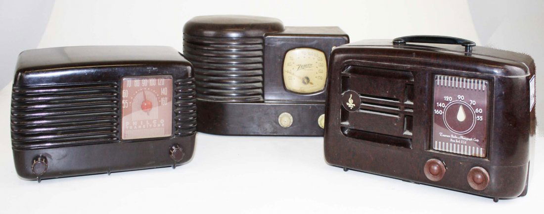 Emerson, Philco, and Zenith brown bakelite cased  Art (1 of 1)