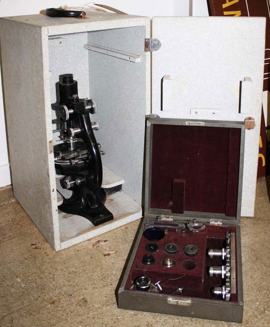 AO (American Optical) Spencer cased microscope with (1 of 2)