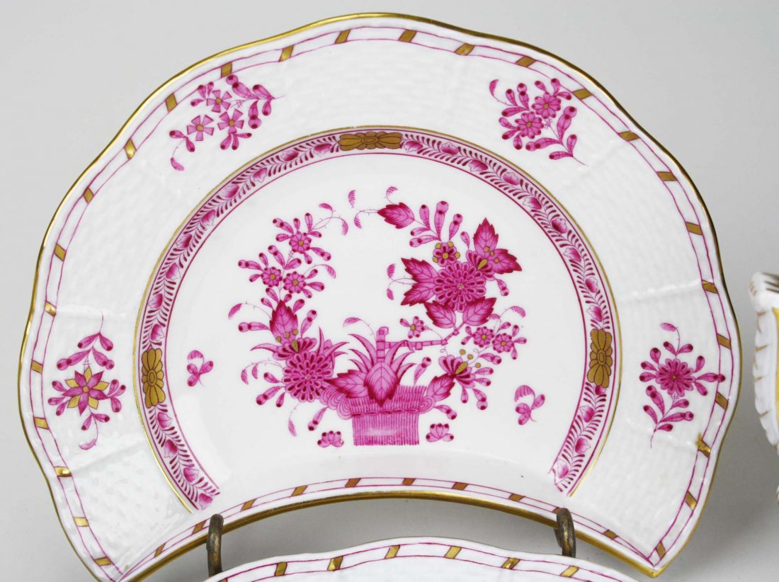 group of raspberry Herend porcelain incl. Chinese (1 of 4)