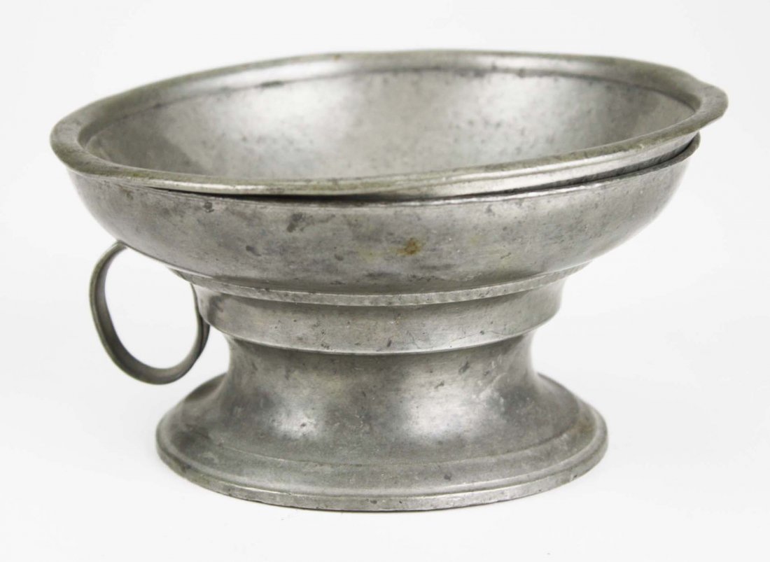 rare early 19th c American pewter spittoon signed: rare early 19th c American pewter spittoon signed “Savage Midd CT” (William Savage- Middletown, CT), ca 1830, two part, dia 6”, ht 3”