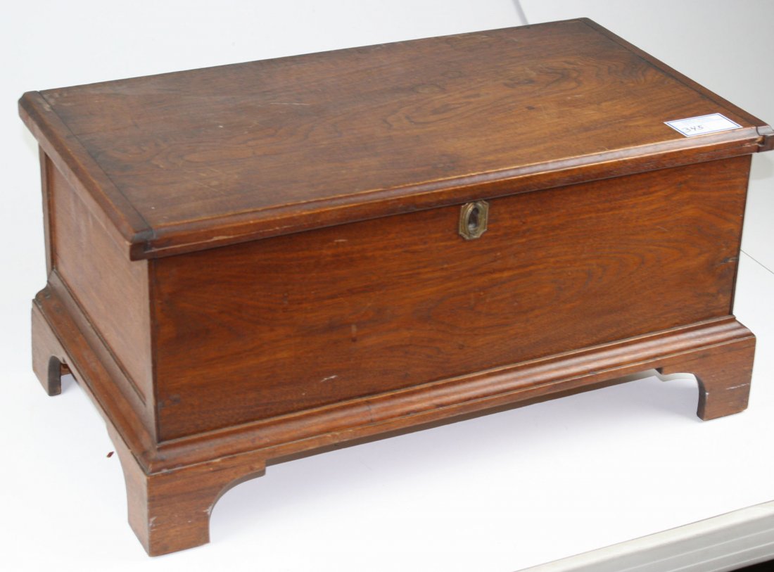 Chippendale walnut blanket chest. 24"w x 12"h x 13"d.: Chippendale walnut blanket chest. 24"w x 12"h x 13"d. Early 19th c.