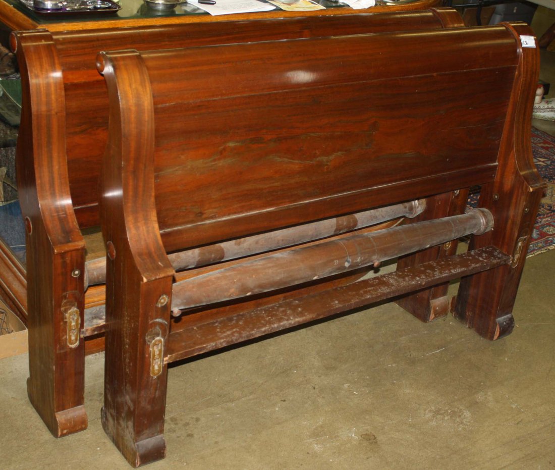 Mahogany full sized sleigh bed measures 54" between: Mahogany full sized sleigh bed measures 54" between rails