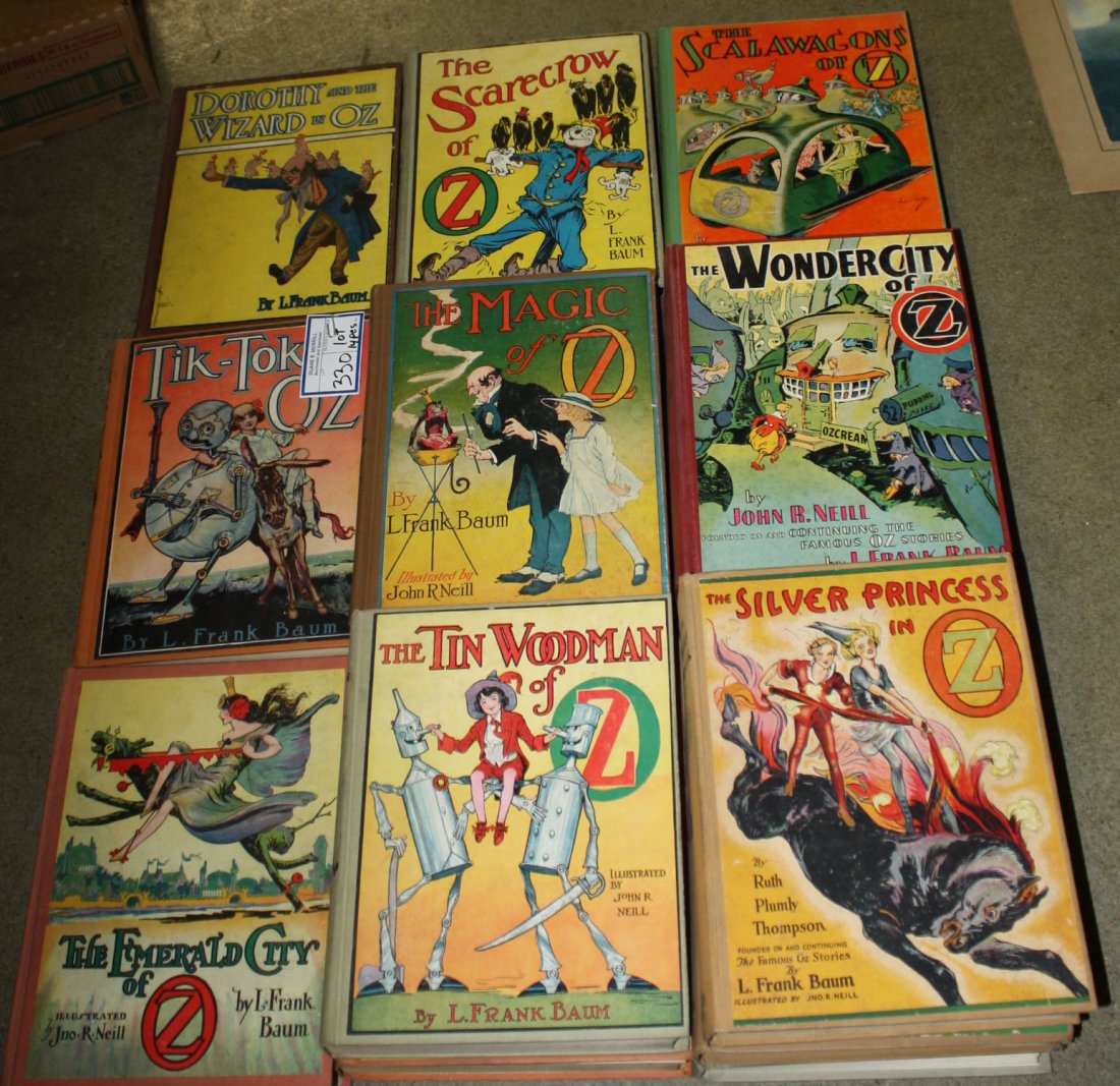 group of 1914 L. Frank Baum Oz youth books: incl. Dorothy and The Wizard of Oz, The Emerald City of Oz, The Scarecrow of Oz, etc. 14 volumes in very good original condition