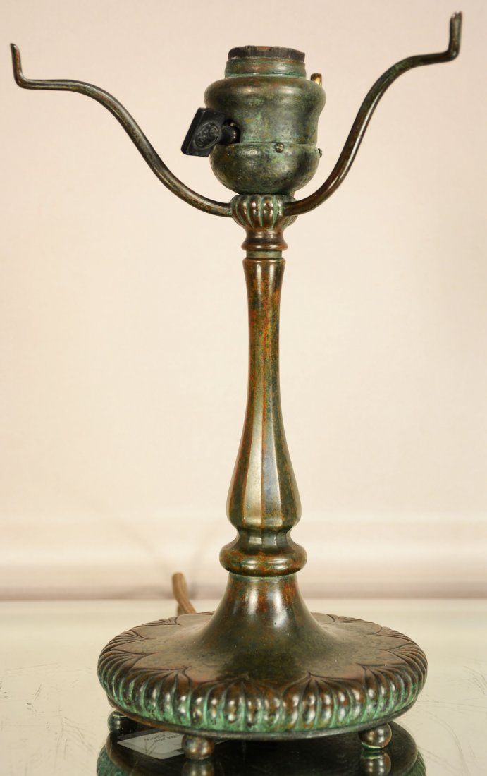Small American Tiffany Studios Bronze Desk Lamp Base (1 of 9)